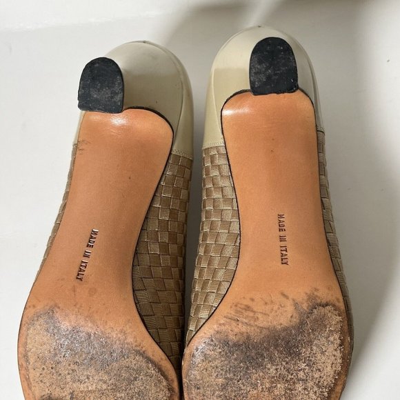 Salvatore Ferragamo Cream and Tan Woven Heels - Picture 13 of 16
